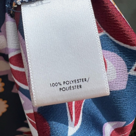 Ann Taylor Floral V Neck Blouse - Picture 12 of 13